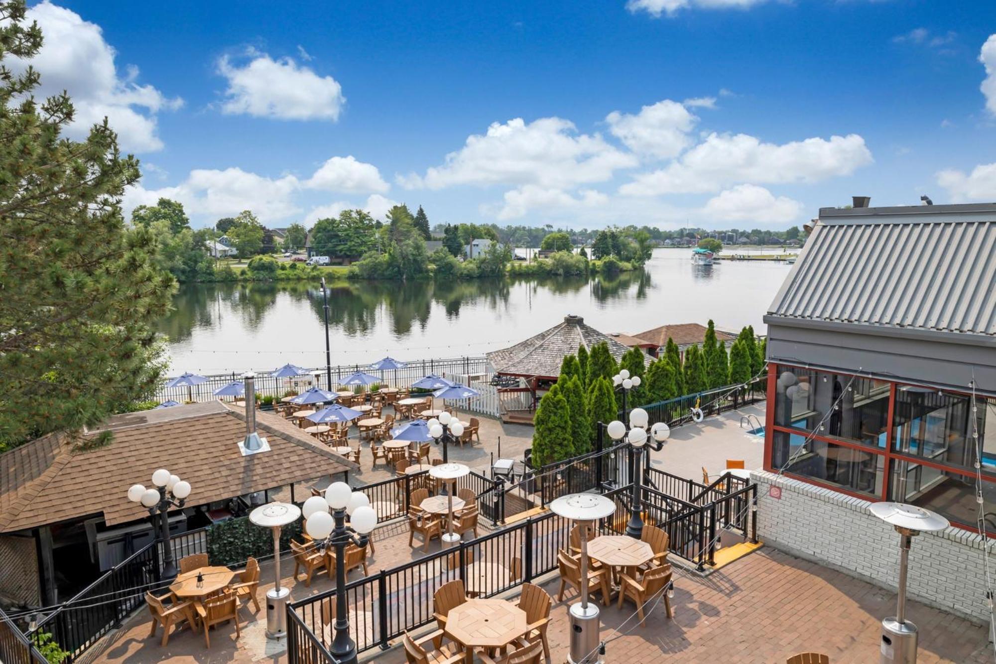Holiday Inn Hotel Peterborough Waterfront By Ihg Buitenkant foto