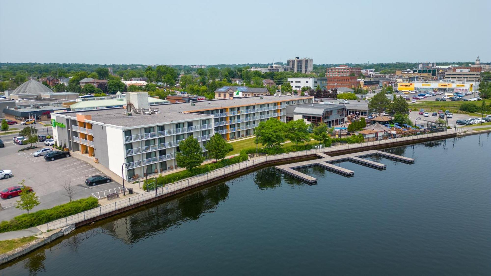 Holiday Inn Hotel Peterborough Waterfront By Ihg Buitenkant foto